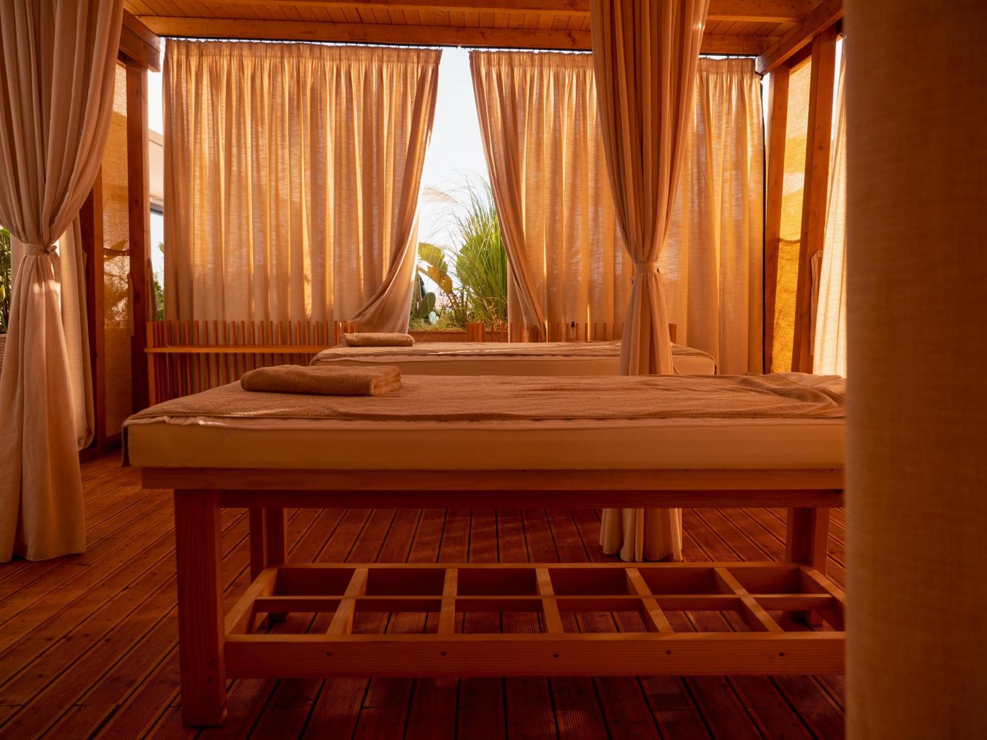 דרמי La Brisa Boutique Hotel מראה חיצוני תמונה