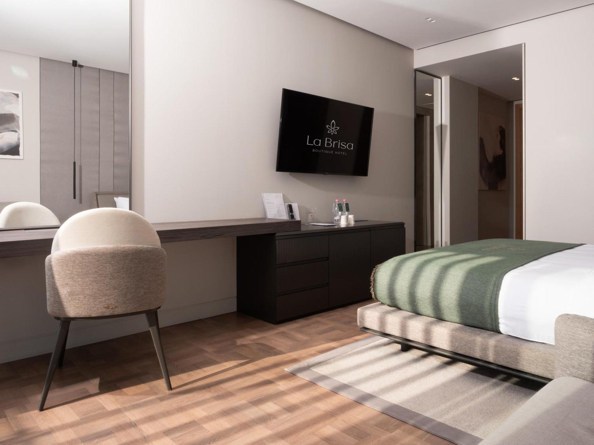 דרמי La Brisa Boutique Hotel מראה חיצוני תמונה