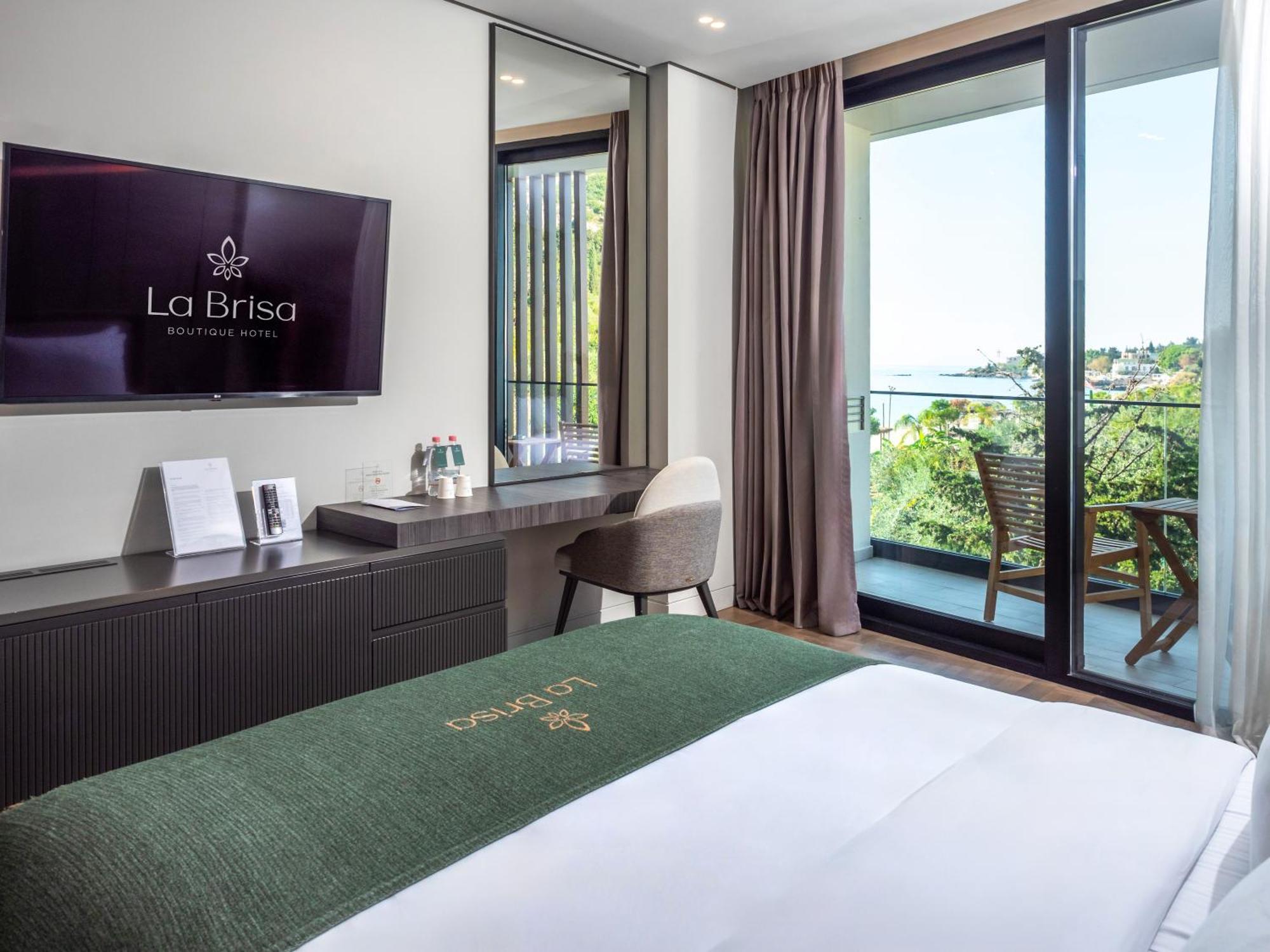 דרמי La Brisa Boutique Hotel מראה חיצוני תמונה