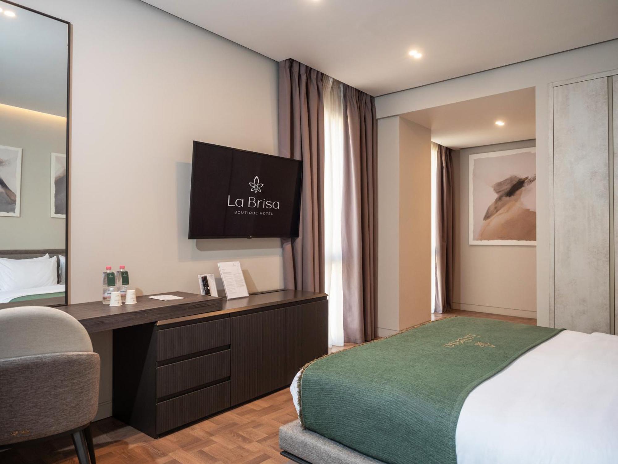 דרמי La Brisa Boutique Hotel מראה חיצוני תמונה